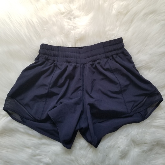 Lululemon Hottie Hot Short II 2.5" Navy - Picture 3 of 12